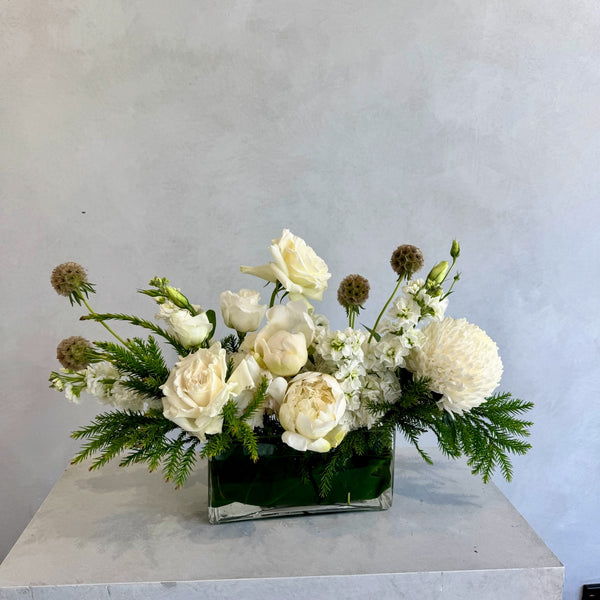 Christmas Table Centrepiece (with Vase)