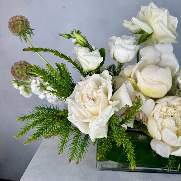 Christmas Table Centrepiece (with Vase)