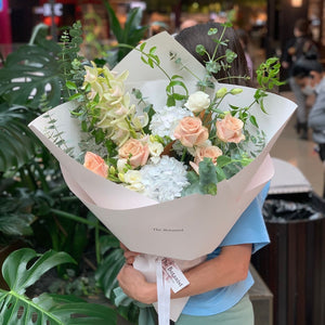 Subtle and Sweet | Valentine Special - The Botanist Florist